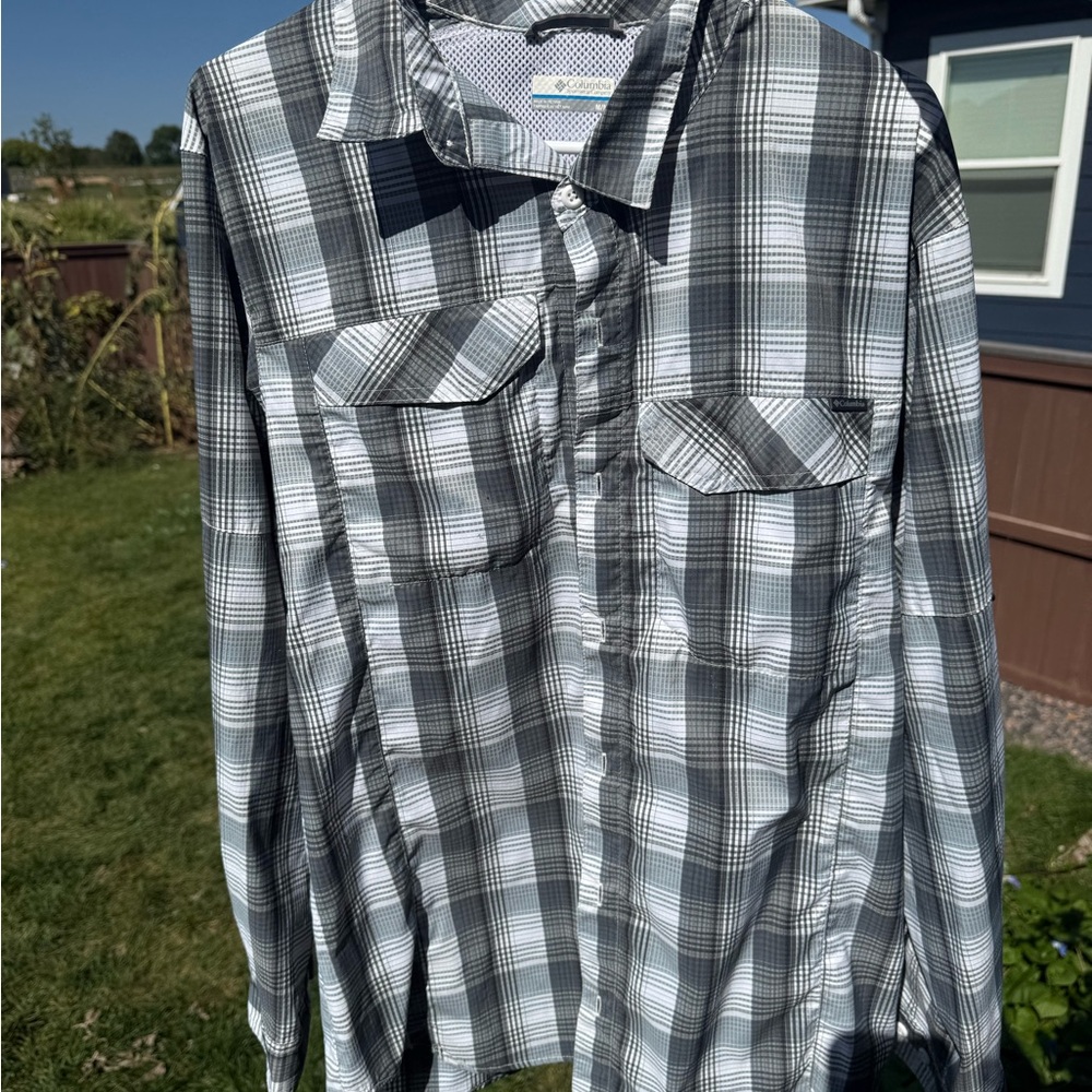 Columbia Men's Black and White Checkered Shirt